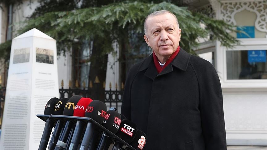 Cumhurbaşkanı Erdoğan: (Aşı) Şu anda herhangi bir yan etki söz konusu değil. Evelallah sapasağlamım