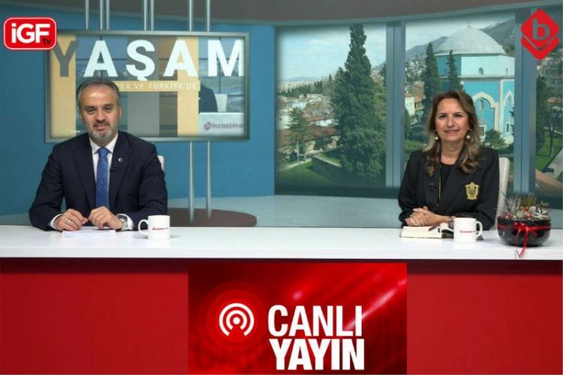 Bursa Büyükşehir Belediye Başkanı Alinur Aktaş  canlı yayında konuşuyor