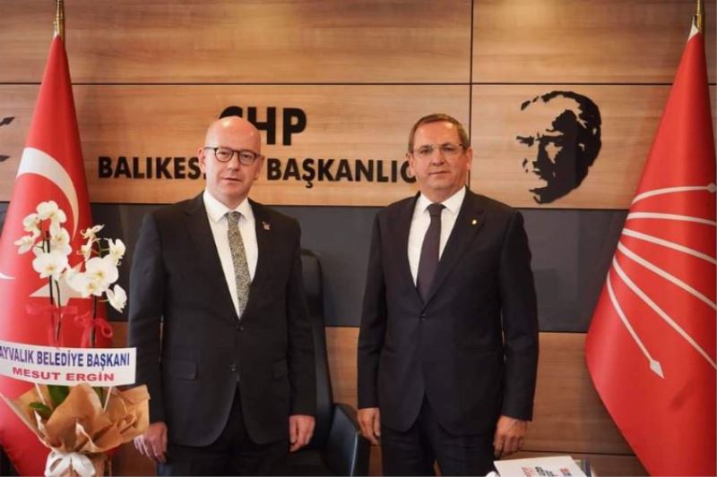 Ayvalık Belediye Başkanı Ergin, CHP Balıkesir İl Başkanı Sarı