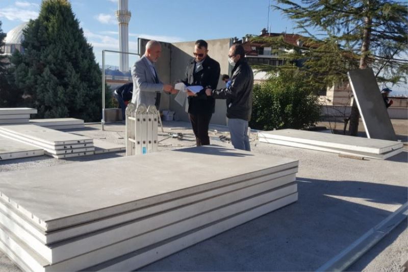 İzmit Belediyesi Akarca’daki  eski muhtarlık binasını yeniliyor 