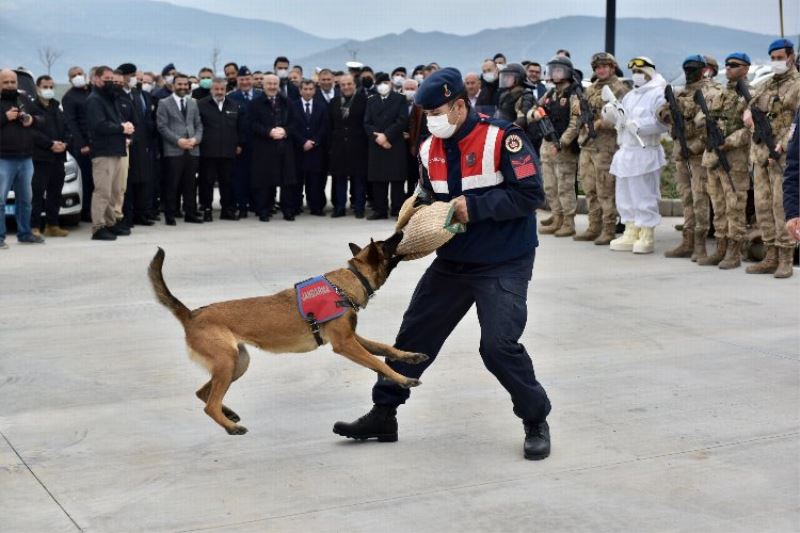İzmir Aliağa’da Çoraklar OSB Jandarma Karakolu’nun açılışı yapıldı