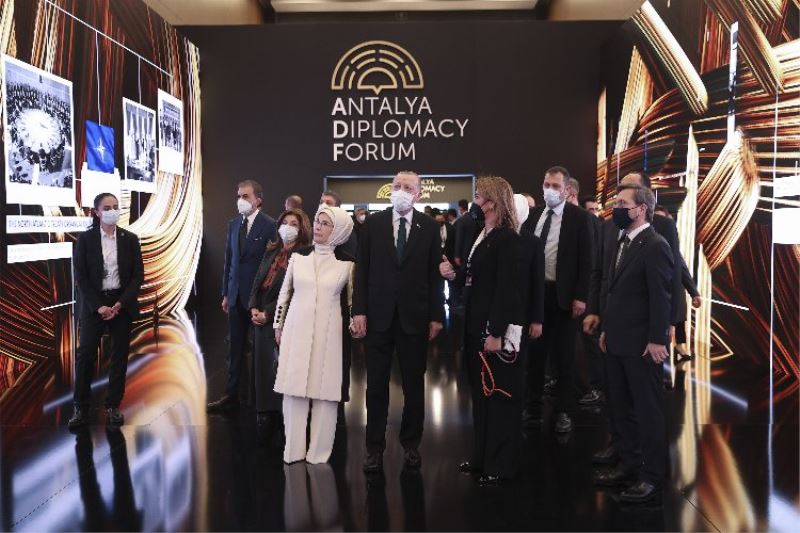 75 ülkenin diplomasisi Antalya