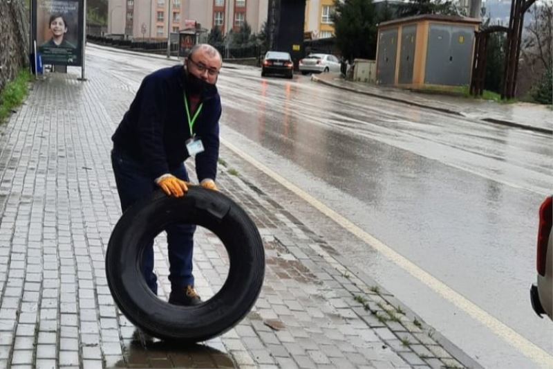Kocaeli İzmit Belediyesi, atık lastikleri geri dönüştürüyor