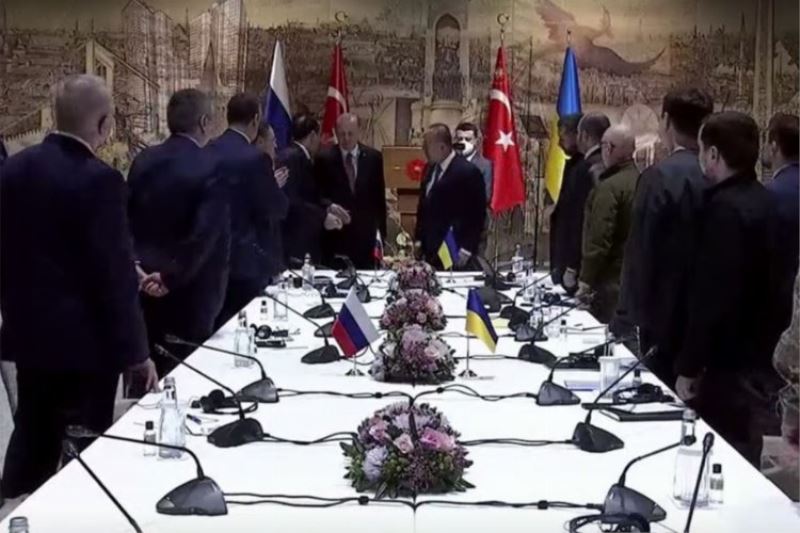 Müzakere görüşmeleri başladı... Erdoğan: Adil barışın kaybedeni olmayacaktır