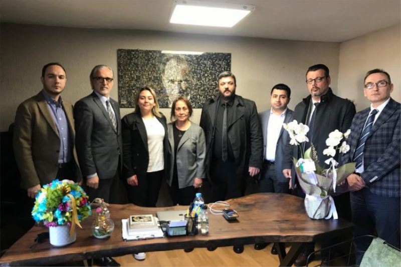 Kocaeli İzmit Belediyesinden basın şehidi  Güngör Arslan’ın ailesine ziyaret