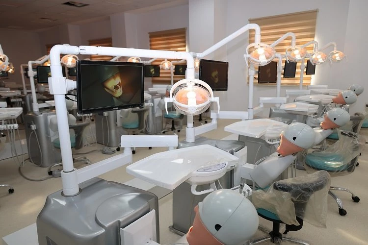 BŞEÜ Diş Hekimliği Fakültesi
