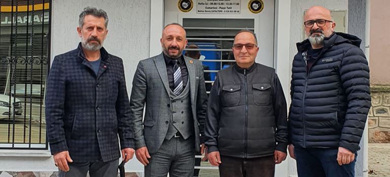 MHP’den mahalle muhtarına ziyaret