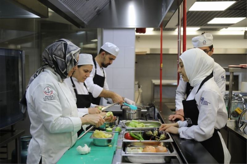 Yöresel Gaziantep Mutfağı eğitimleri devam ediyor 