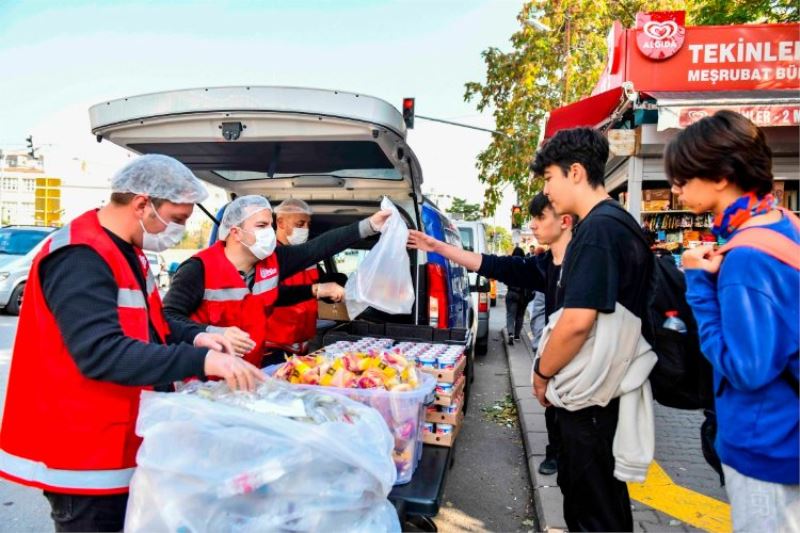 Menü 4 çeşide çıktı, öğrenciler bayram ediyor