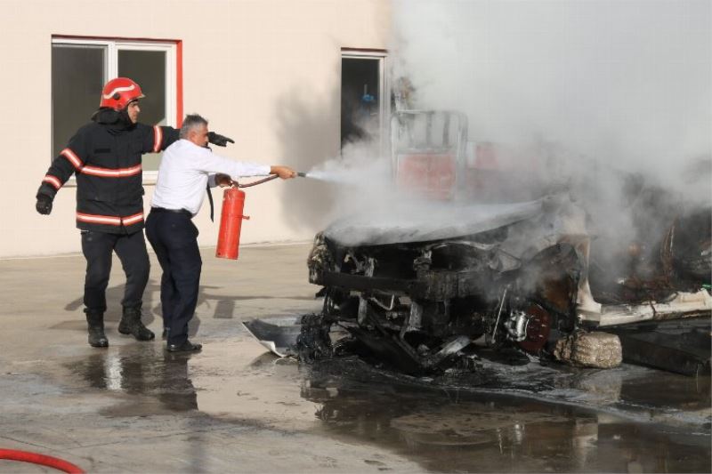 Sakaryalı şoförler ‘ateş karşısında’ eğitim gördü