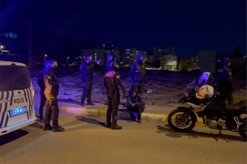 Adıyaman’da kardeşler arasında kavga çıktı 