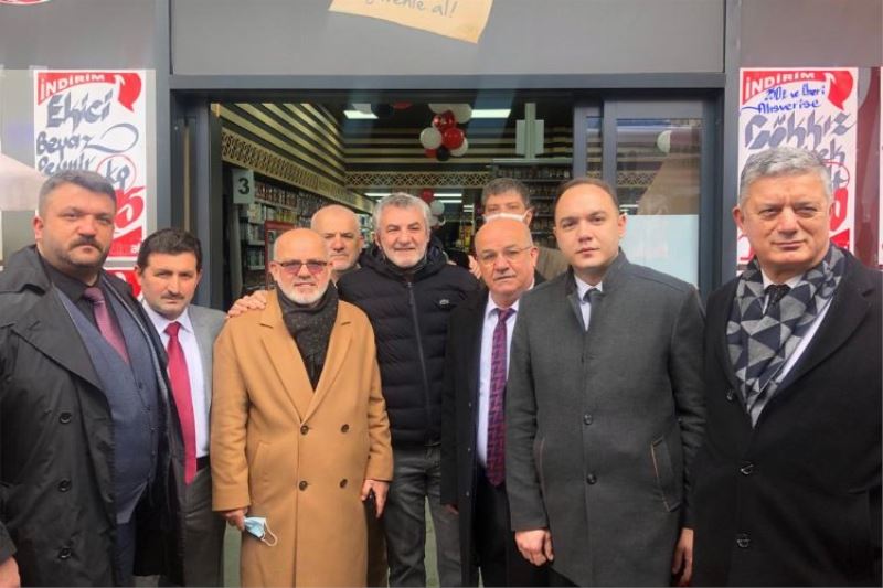 Kocaeli İzmit Belediyesi STK ve Esnaf Masası esnafı yalnız bırakmıyor