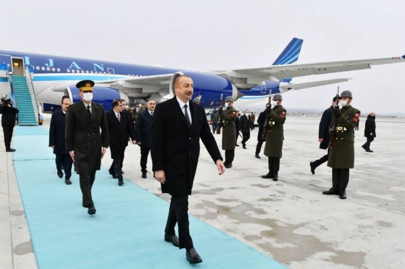 Azerbaycan Cumhurbaşkanı Aliyev Ankara