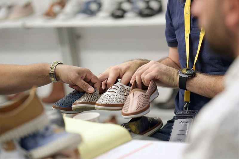 Ayakkabı ve çanta sektörü İzmir