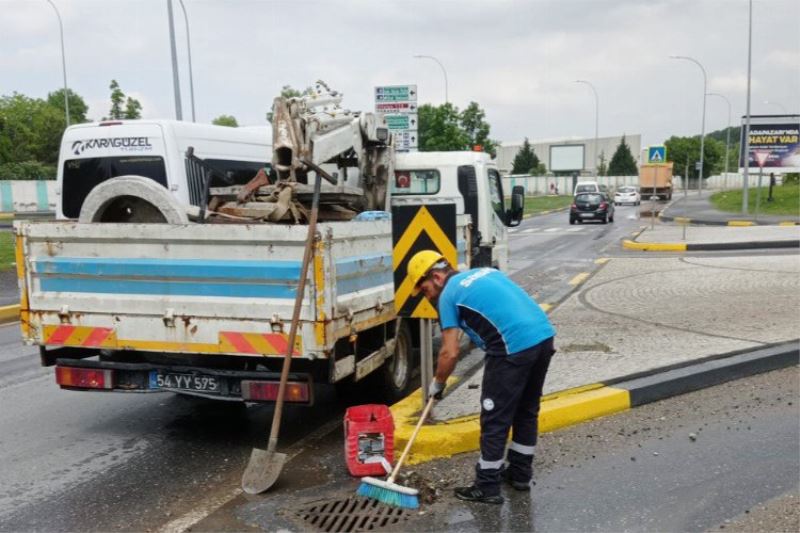 Kuvvetli yağışta Sakarya Büyükşehir’den anında müdahale