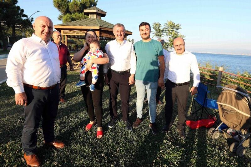 Millet Bahçesi’nde milletle buluştu