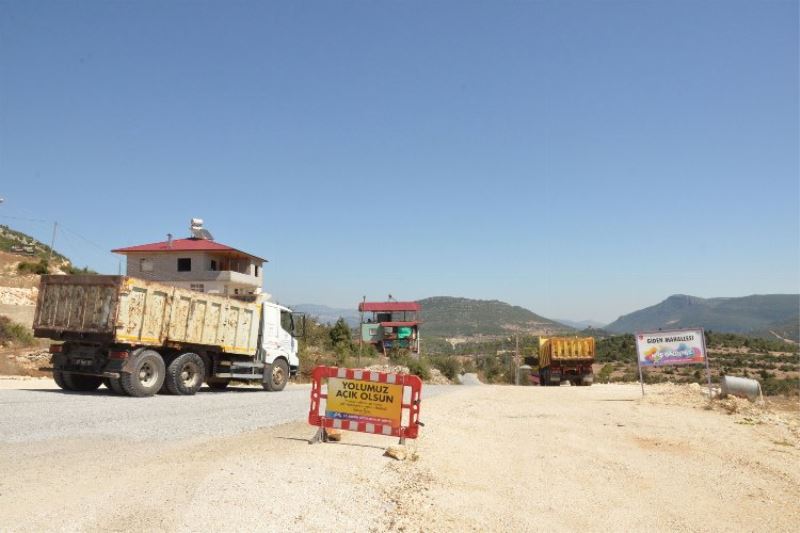 Sorunlu yollar güvenli hale getiriliyor