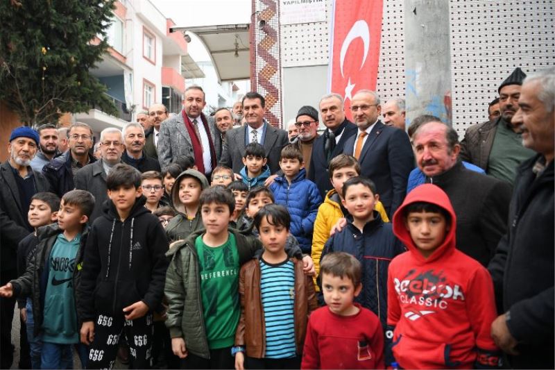 Başkan Dündar, Emek’te vatandaşlarla buluştu