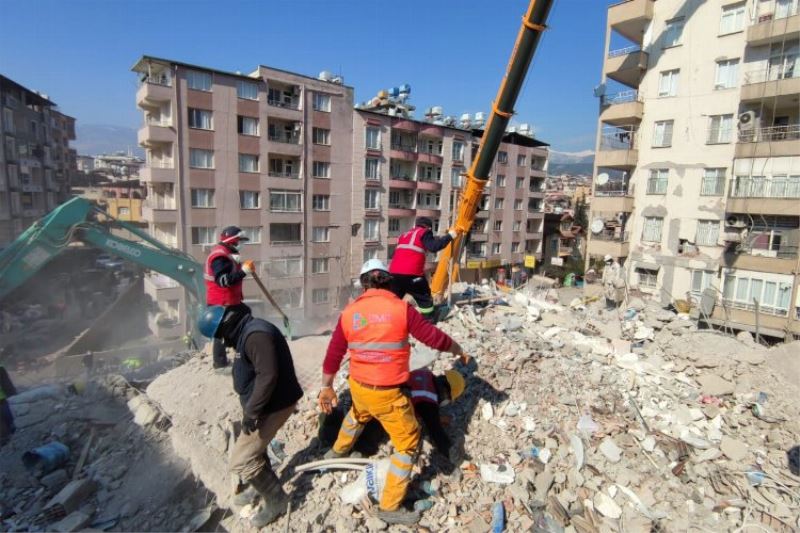 İZBAK, 9 gündür canla başla çalışıyor