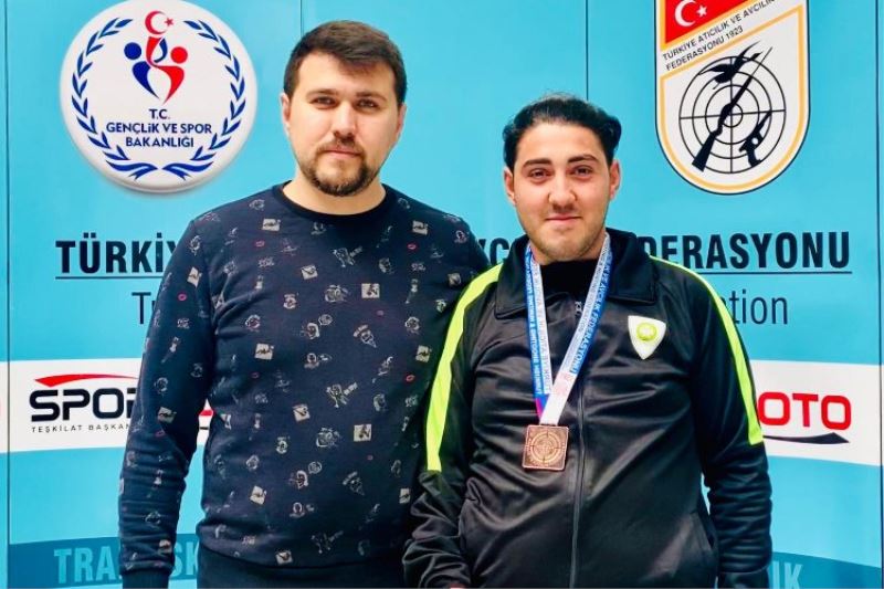 Para Atıcılıkta Manisalı sporcu Türkiye 3