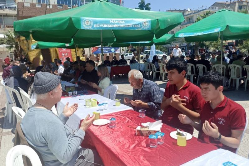 Manisa Turgutlulu şehitleri unutmadı