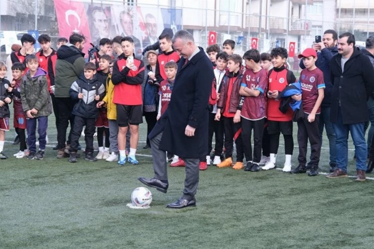 Minik futbolcular Başkan Büyükakın ile buluştu