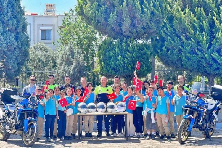 Ortaokul öğrencileri jandarmayı yakından tanıdı