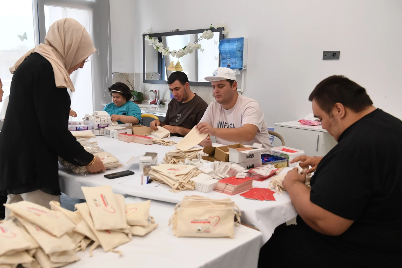 OBAM’da hazırlanan 2 bin kalem kutu öğrencilere dağıtılacak