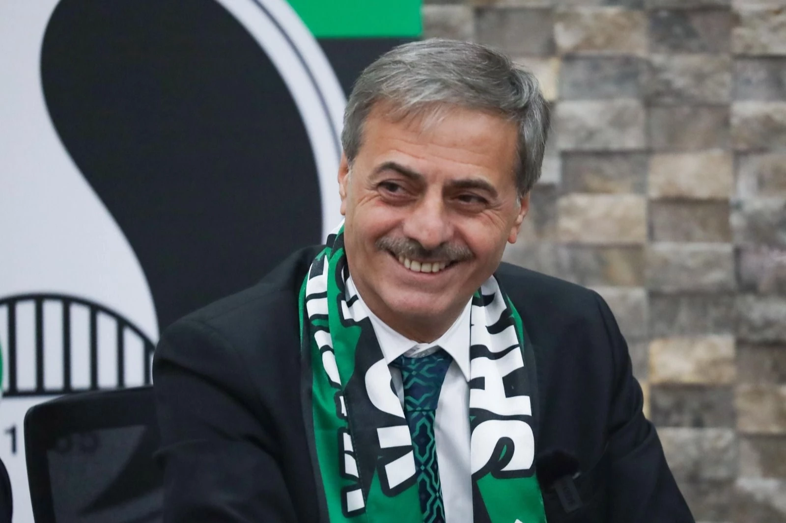 Başkan Alemdar Sakaryaspor için sessizliğini bozdu