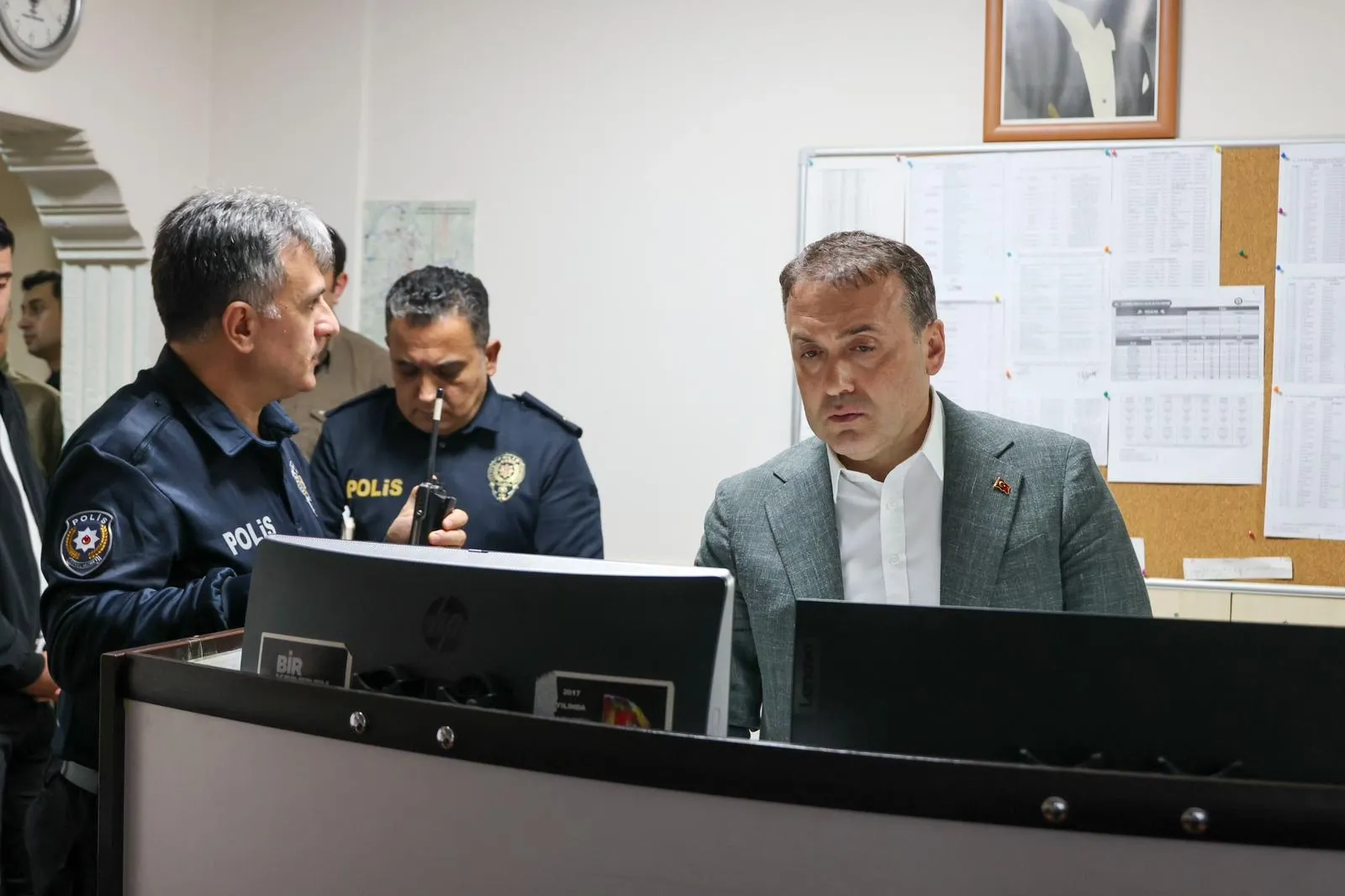 Bilecik Valisi Sözer’den İl Emniyet