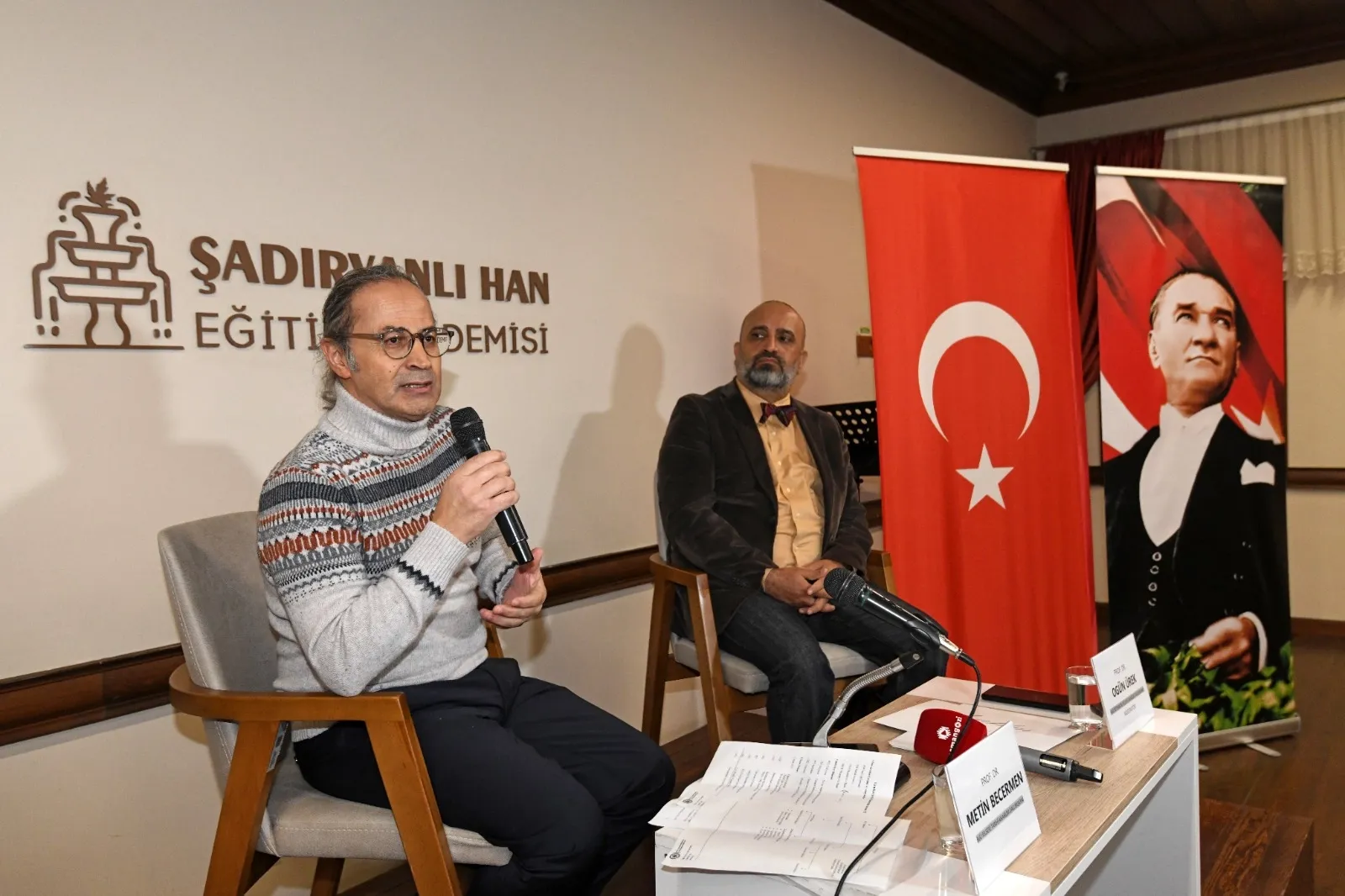 Felsefe Konferansları ikinci serisinde ufukları açtı