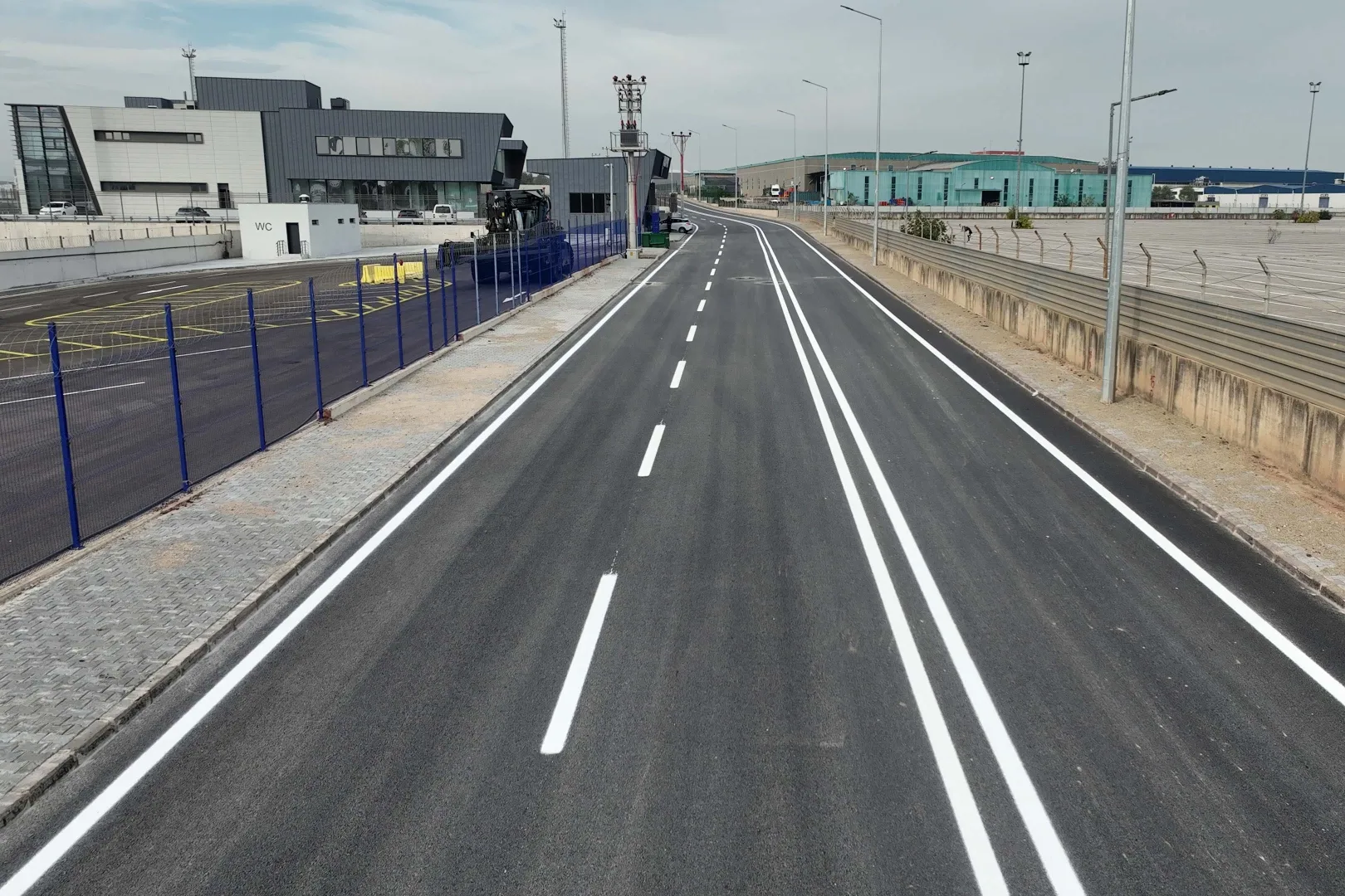 Kocaeli Railport’ta asfalt ve yol çizgileri tamamlandı