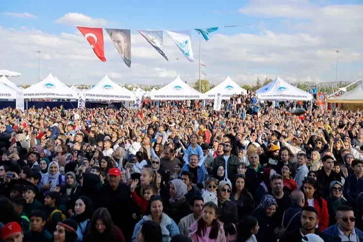 Kayseri 8'inci Bilim Festivali'nde bilim ve teknoloji coşkusu zirveye ulaştı