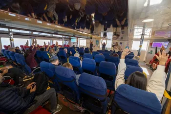 İzmir’de vapur yolcuları güne zinde başlıyor