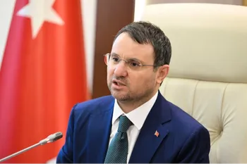 Adalet Bakanı Akın Gürlek manevi tazminat gelirini Türk Kızılay’a bağışladı