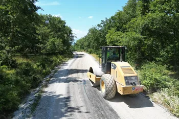 Bursa Büyükşehir’den İznik’te yollara konfor ayarı