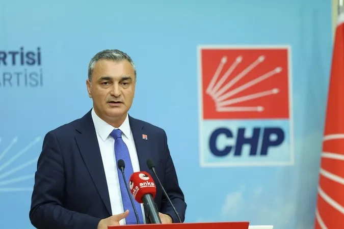 CHP Sözcüsü Sarı’dan AK Parti’ye geçen belediye başkanlarına sert tepki