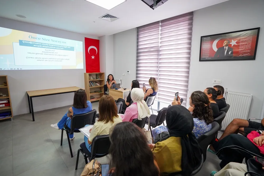 İstanbul Beylikdüzü’nde okula uyum semineri